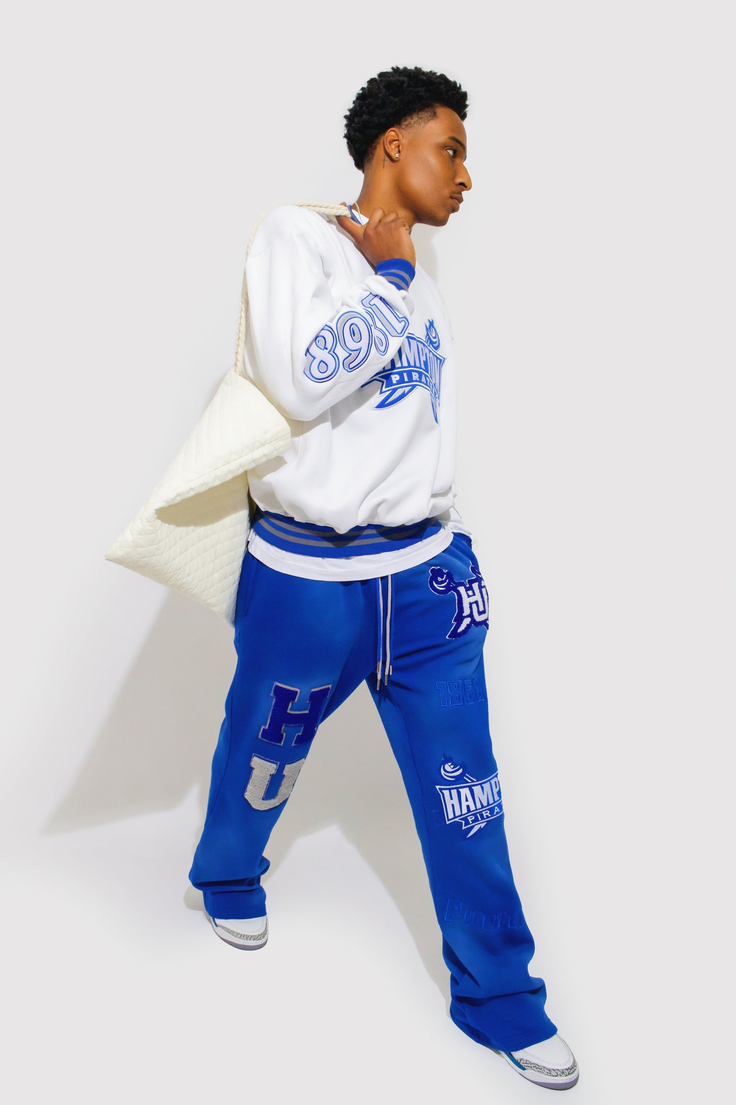 Hampton University Sweatshirt - 1921Movement
