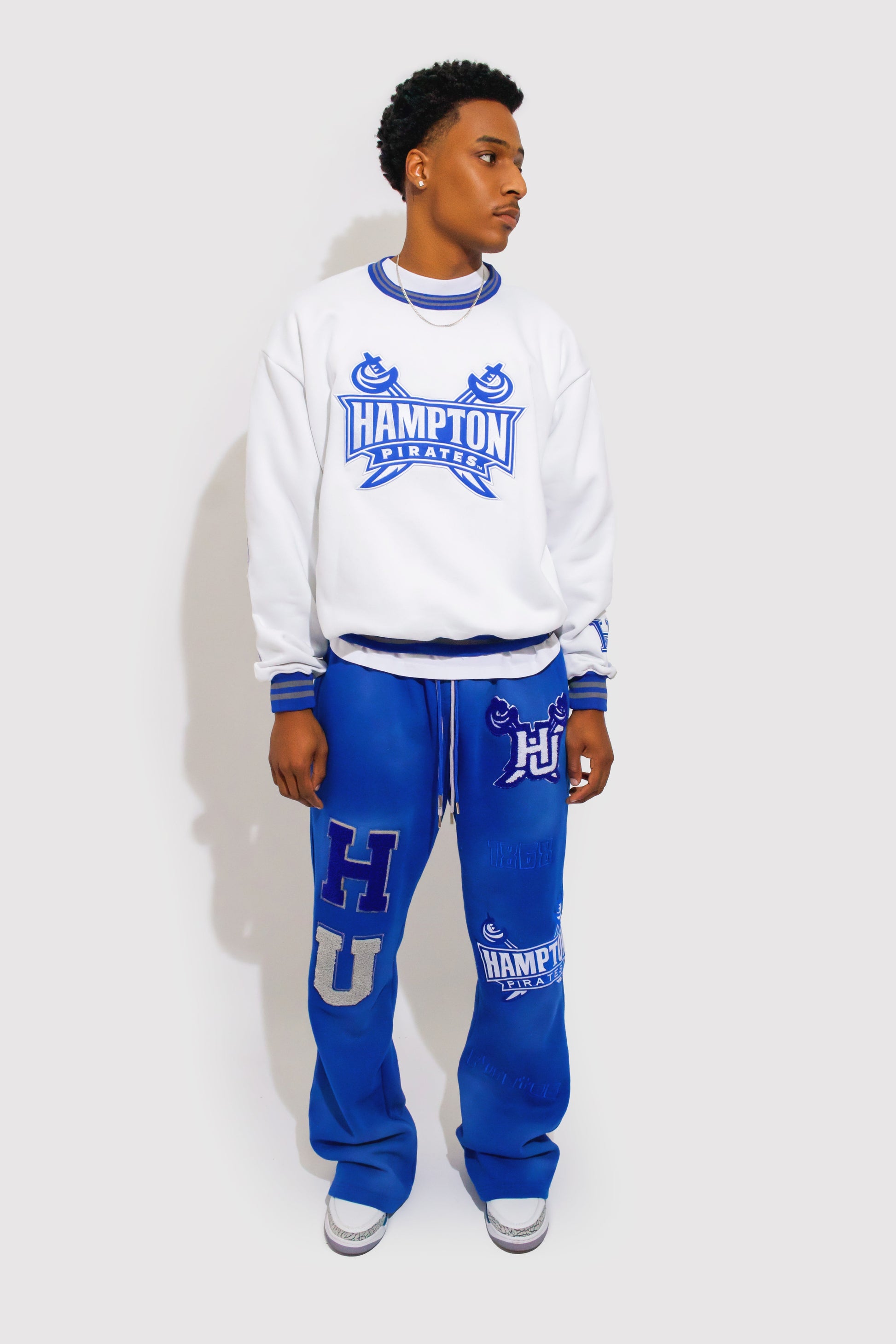 Hampton University Sweatshirt - 1921Movement